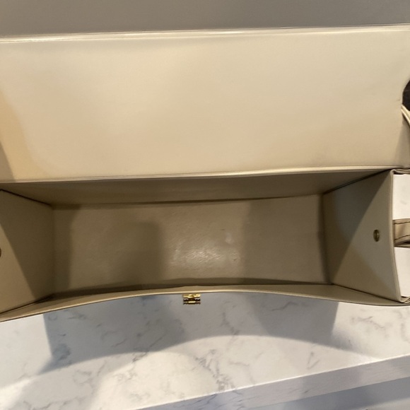 VINTAGE beige FAUX LEATHER PHOTOGRAPHY CAMERA HARD CARRY CASE - Picture 9 of 13